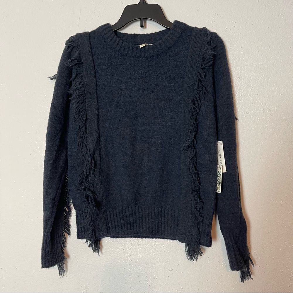✔️ Girls Sweater with Fringe Panel on Front Back and Arms Size L